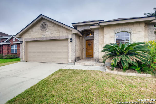 Property Photo:  10427 Tollow Way  TX 78023 