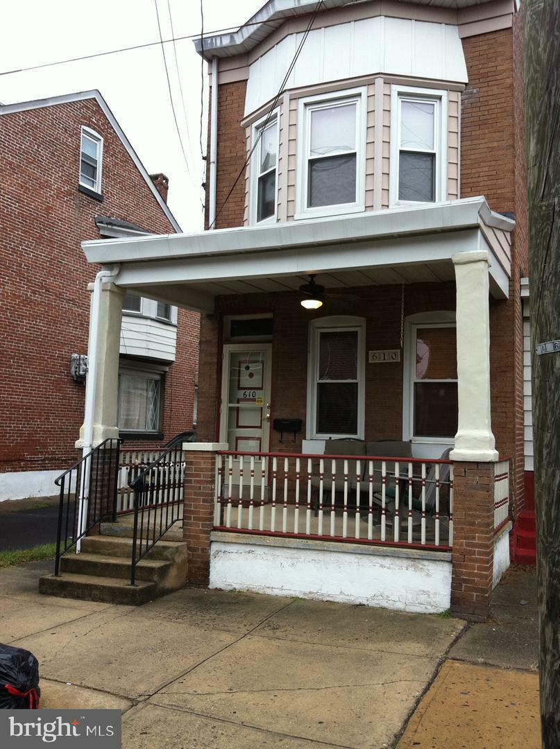 Property Photo:  610 Chestnut Avenue  NJ 08611 