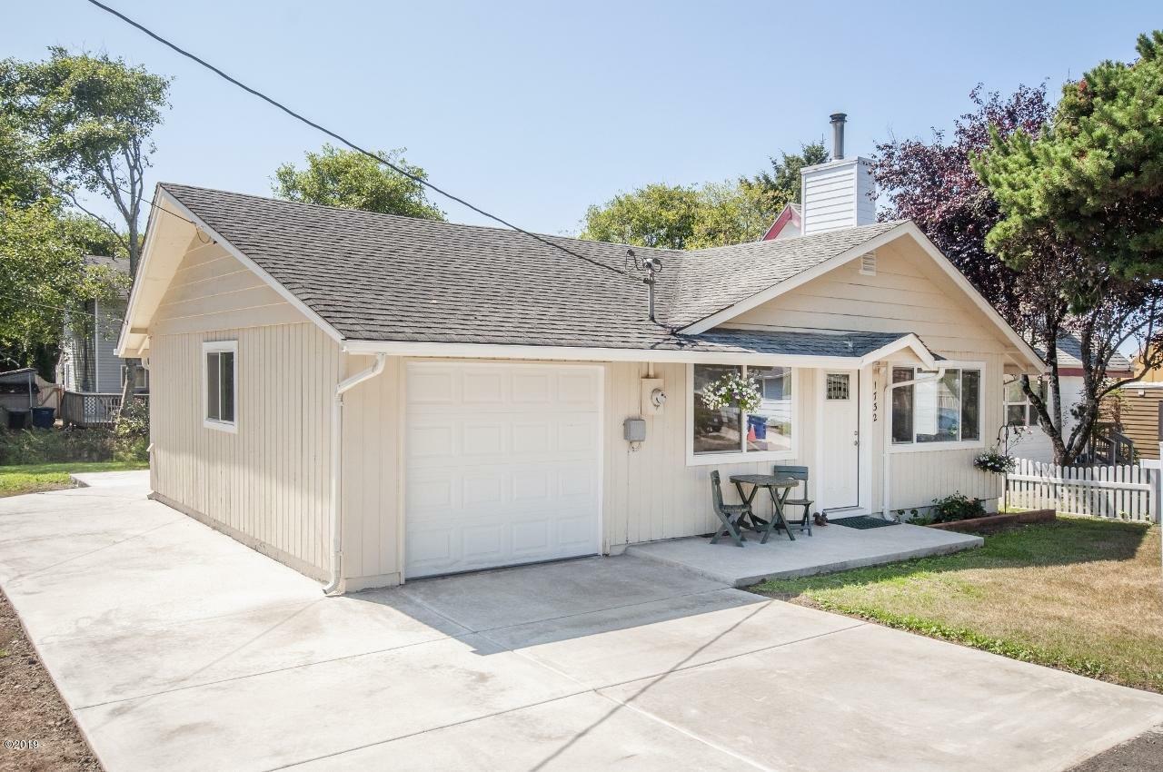 Property Photo: 1732 NW 34th St. OR 97367