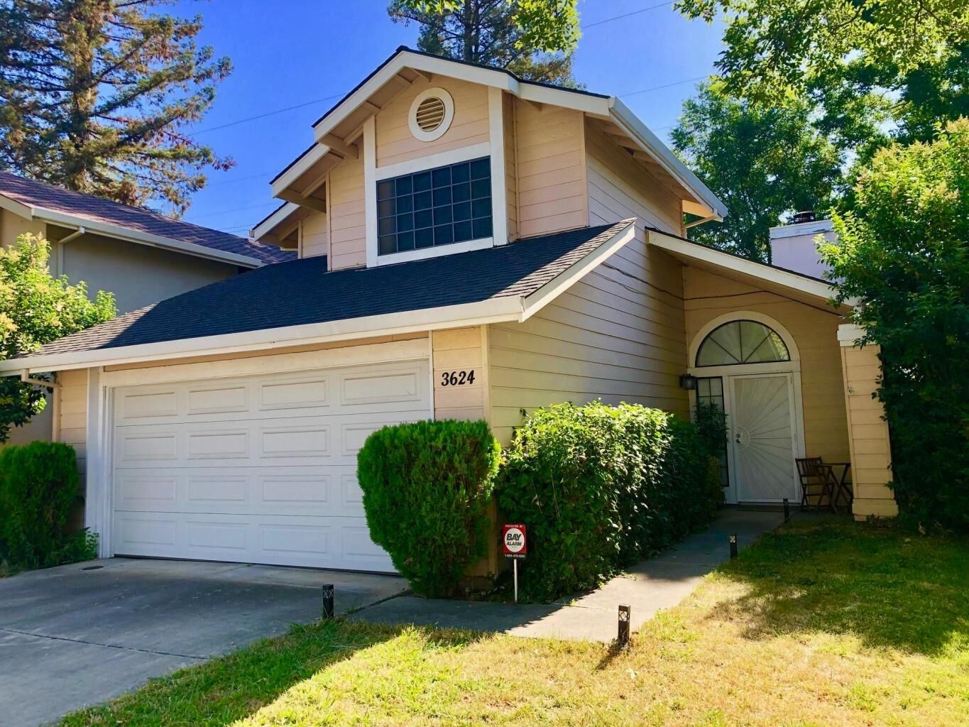 Property Photo: 3624 Rio Loma Way CA 95834