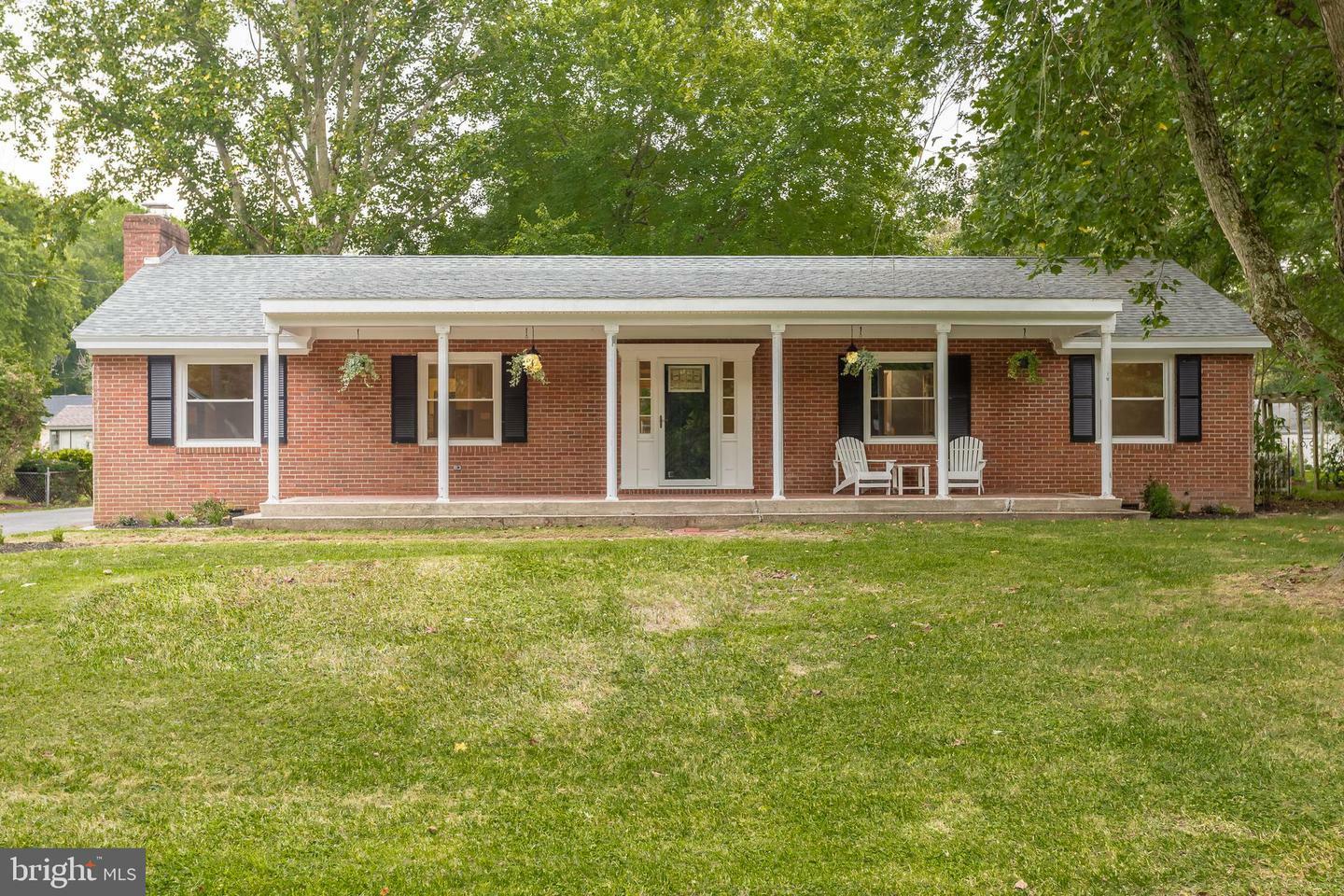 Property Photo:  611 Parker Road  MD 21804 