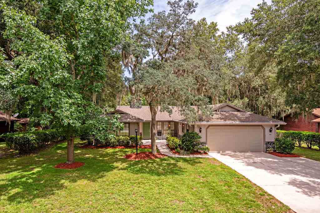 Property Photo:  516 Willow Walk Pl  FL 32086 