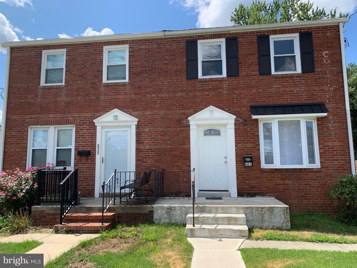 Property Photo:  861 Parkway Avenue  NJ 08618 