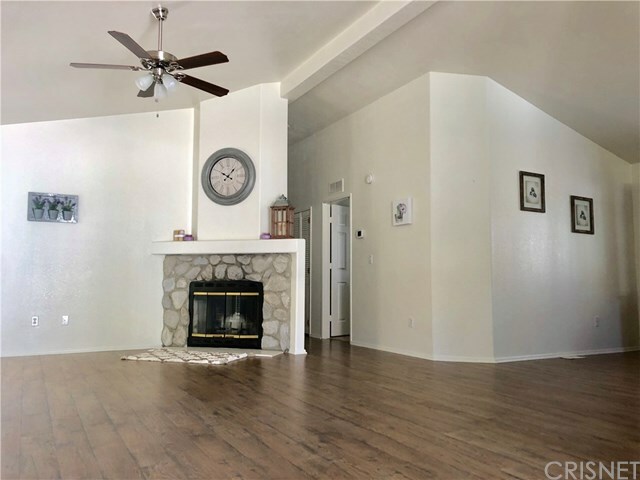 Property Photo:  20078 Crestview Drive  CA 91351 