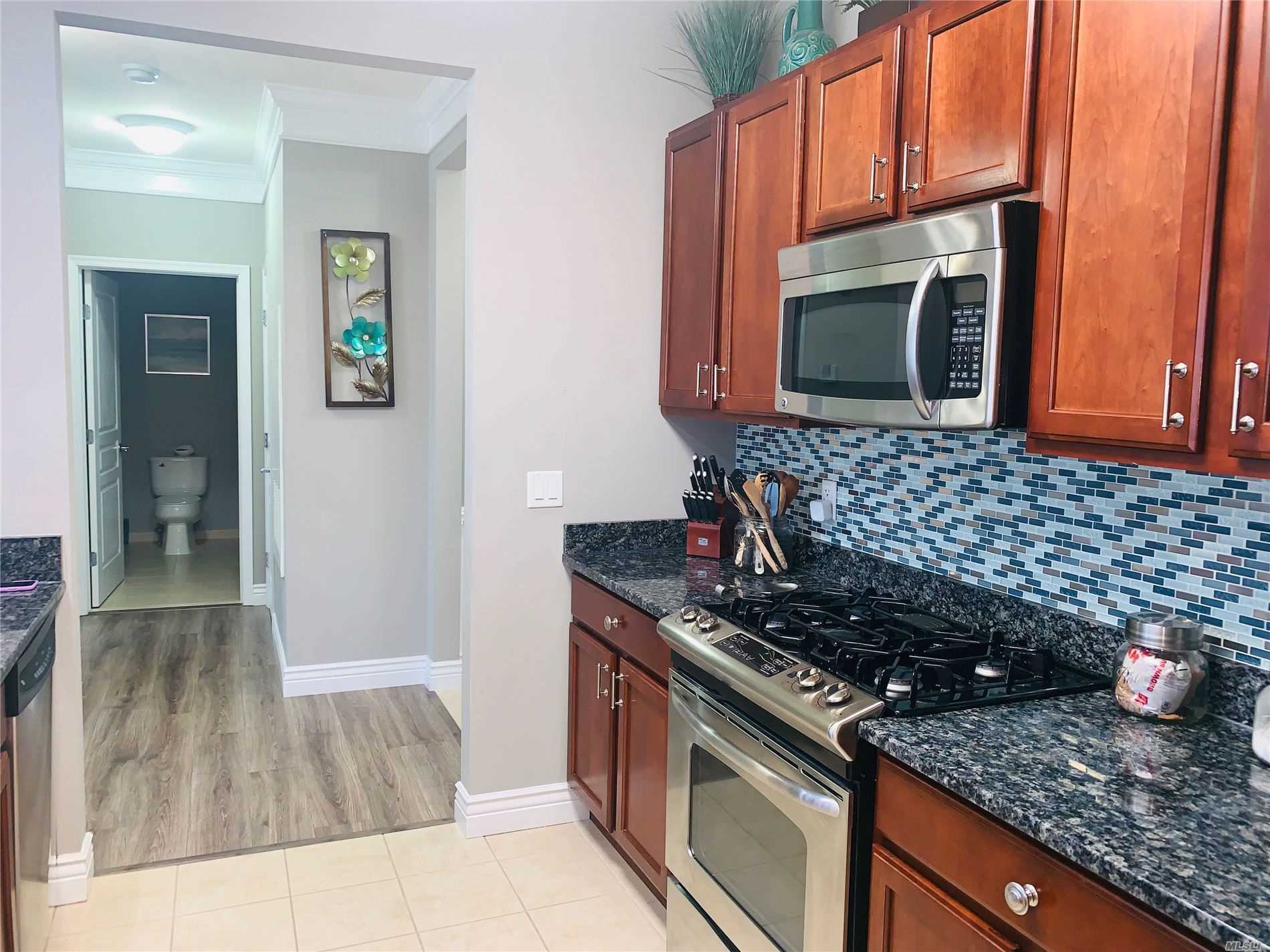 Property Photo: 1042 Kirkland Court NY 11722