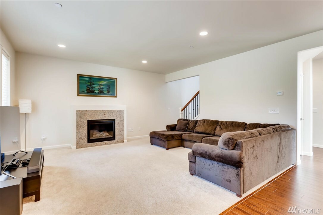 Property Photo:  20919 123rd Place SE  WA 98031 