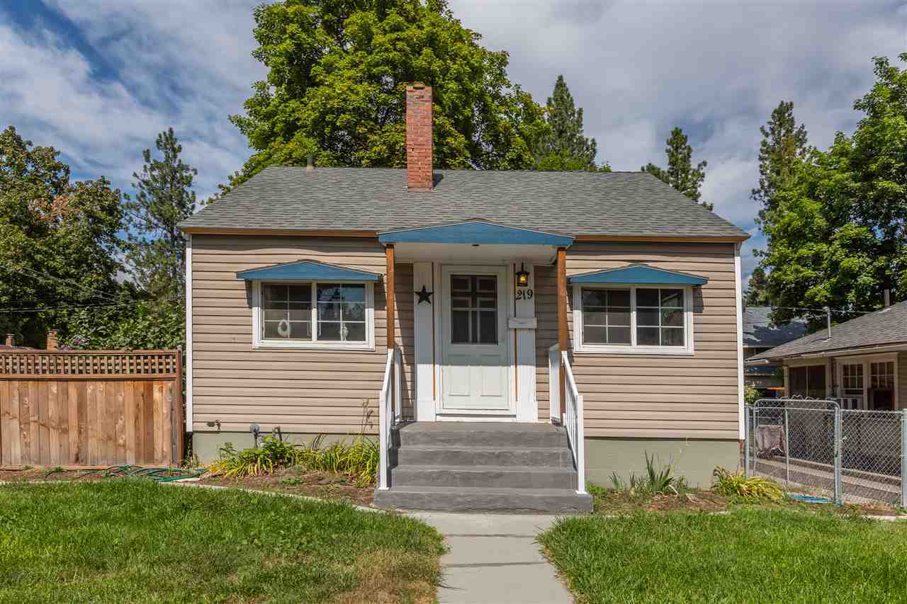 Property Photo:  219 E 29th Ave  WA 99203 