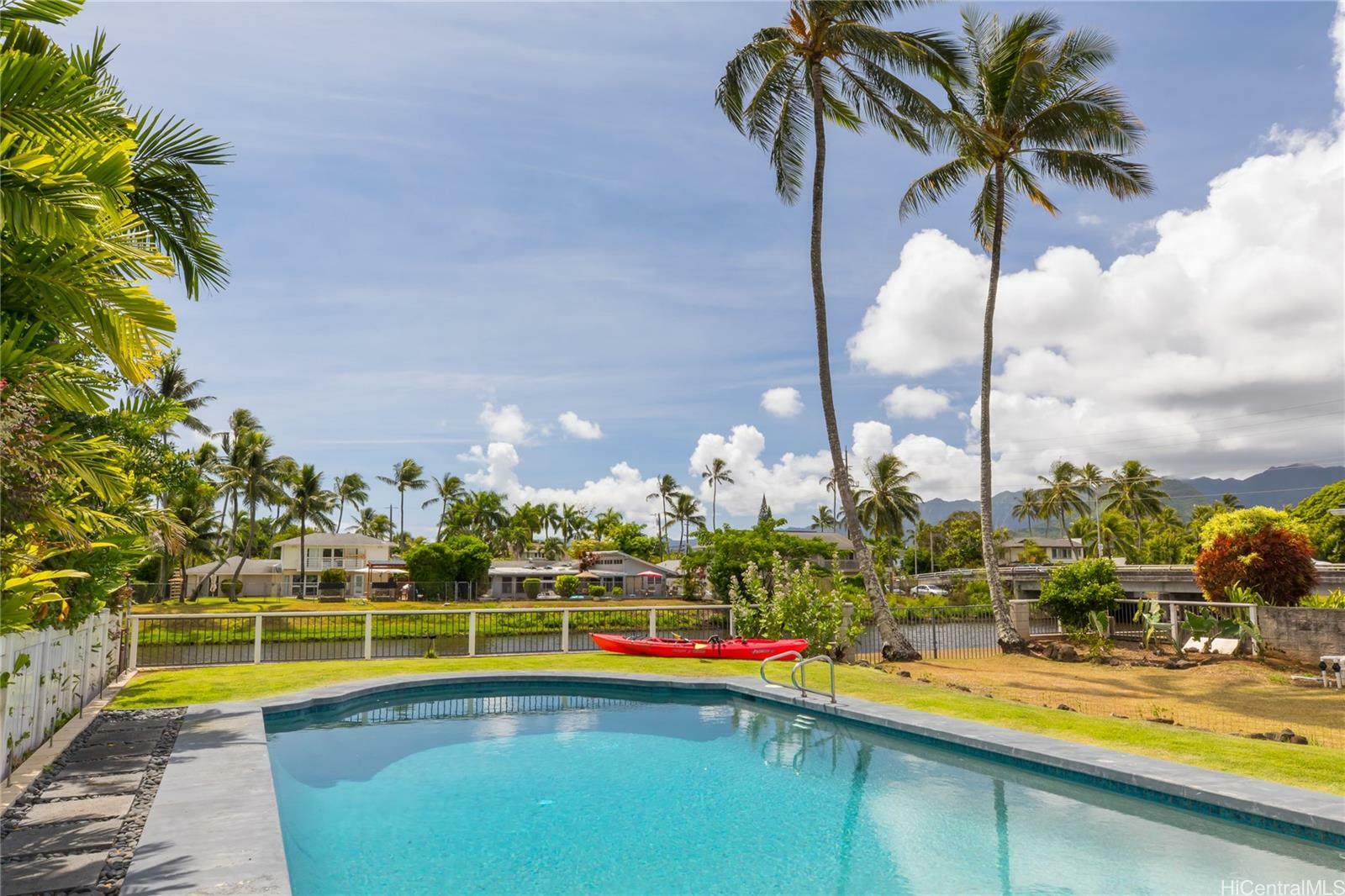 Property Photo:  1260 Mokapu Boulevard  HI 96734 