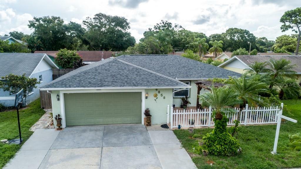 Property Photo:  6858 Circle Creek Drive N  FL 33781 