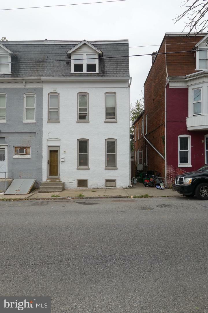 Property Photo: 602 N Pershing Avenue PA 17404