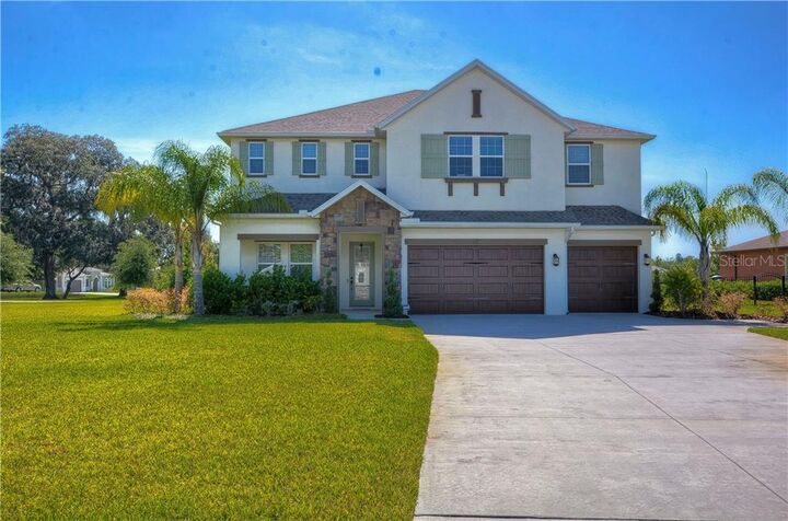 Property Photo:  17704 Daisy Farm Drive  FL 33559 