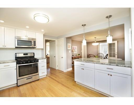 Property Photo: 6 Buttonwood Ln MA 02025