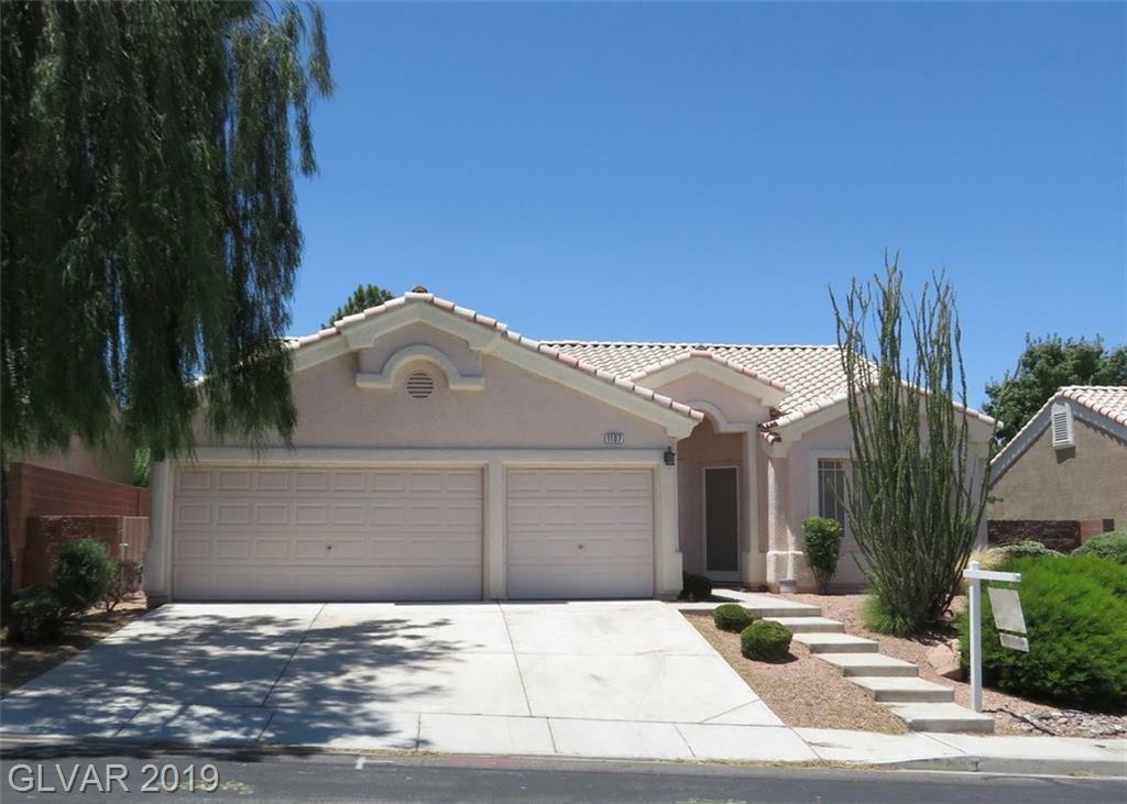 Property Photo:  1107 Bear Cub Court  NV 89052 