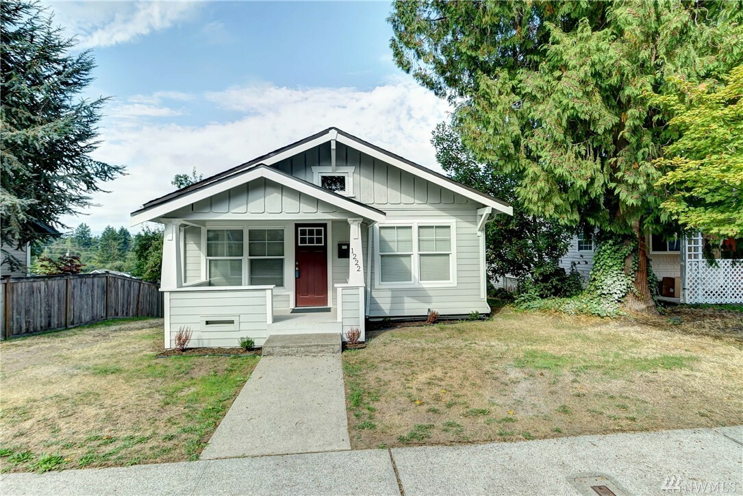 Property Photo:  1222 S Stevens St  WA 98405 