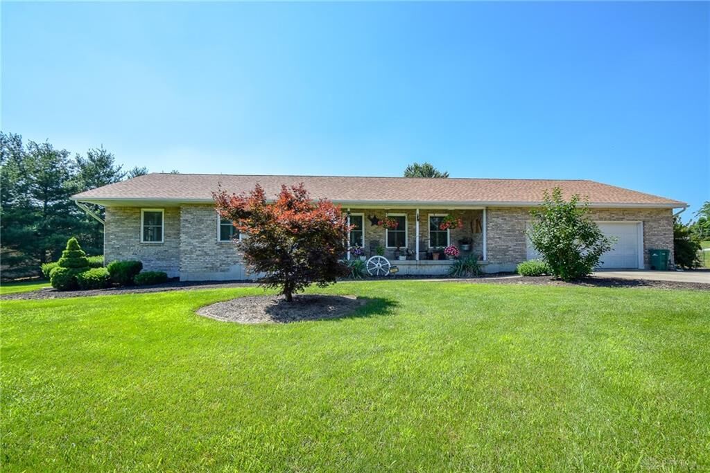 Property Photo: 6129 S Dayton Brandt Road OH 45371