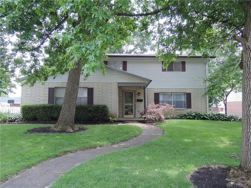 Property Photo: 3824 Leonora Drive OH 45420