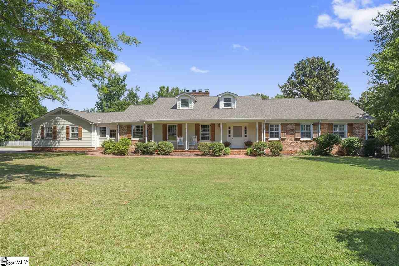 Property Photo:  1415 Pelham Road  SC 29615 