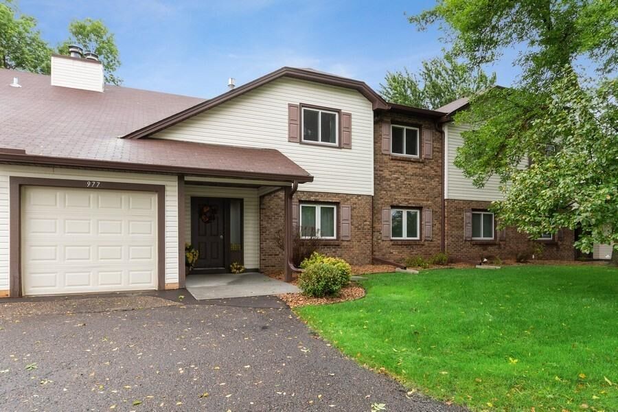 Property Photo:  977 Greenhaven Drive 803  MN 55127 