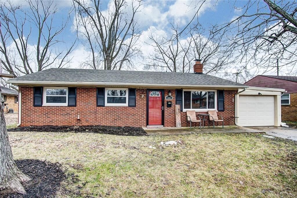 Property Photo: 206 Bronwood Street OH 45345