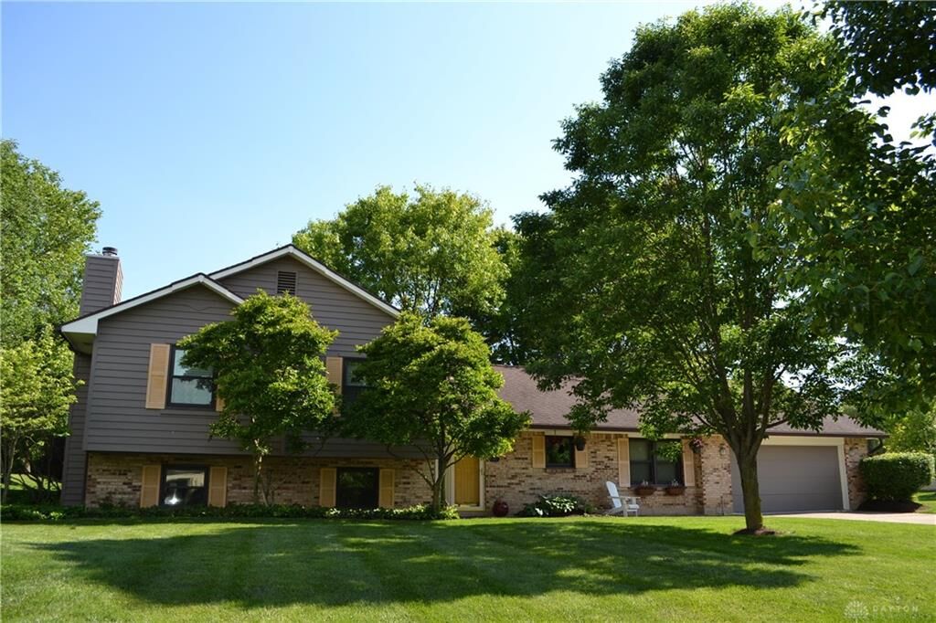 Property Photo: 4015 Margate Drive OH 45430