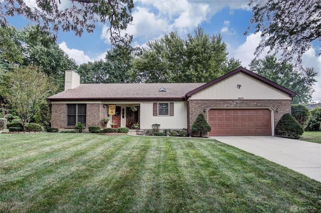 Property Photo: 4043 Middlebrook Drive OH 45440