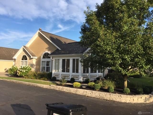 Property Photo: 2643 Prestwick Village Circle OH 45503