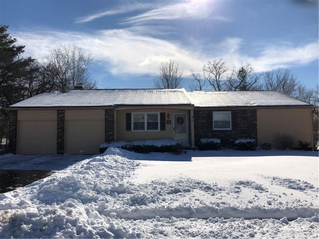 Property Photo:  35 Roundtree Court  OH 45066 