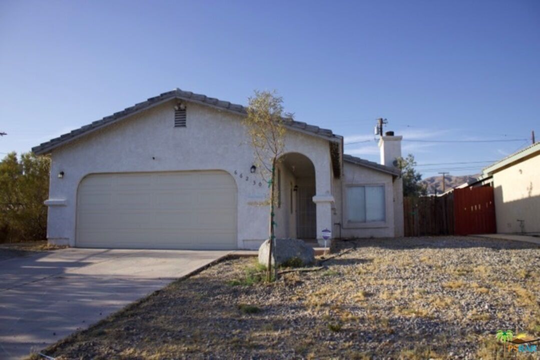 Property Photo:  66230 6th Street  CA 92240 
