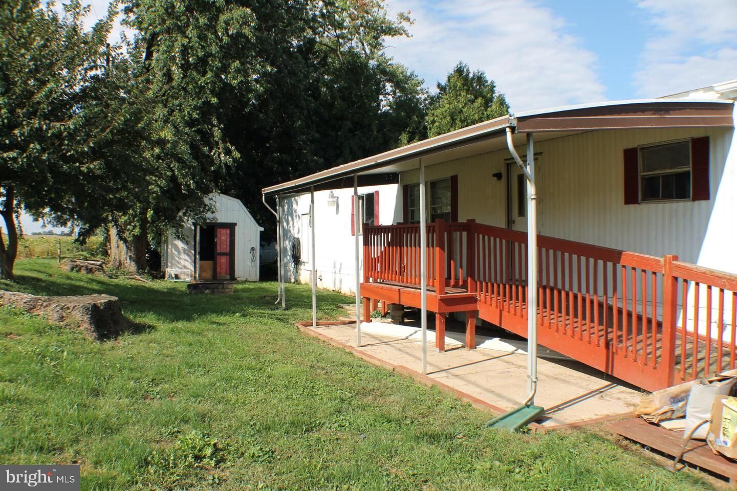 Property Photo:  17 Lobin Road  PA 17519 