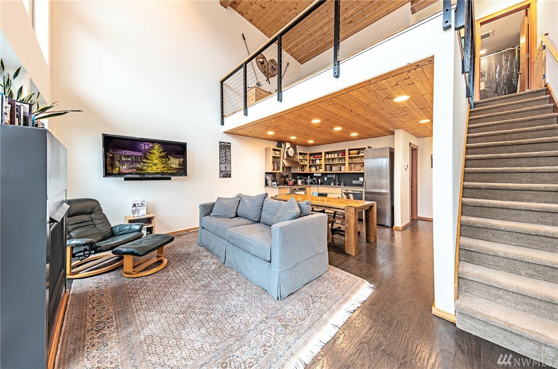 Property Photo: 300 Pass Life Way 2 WA 98068