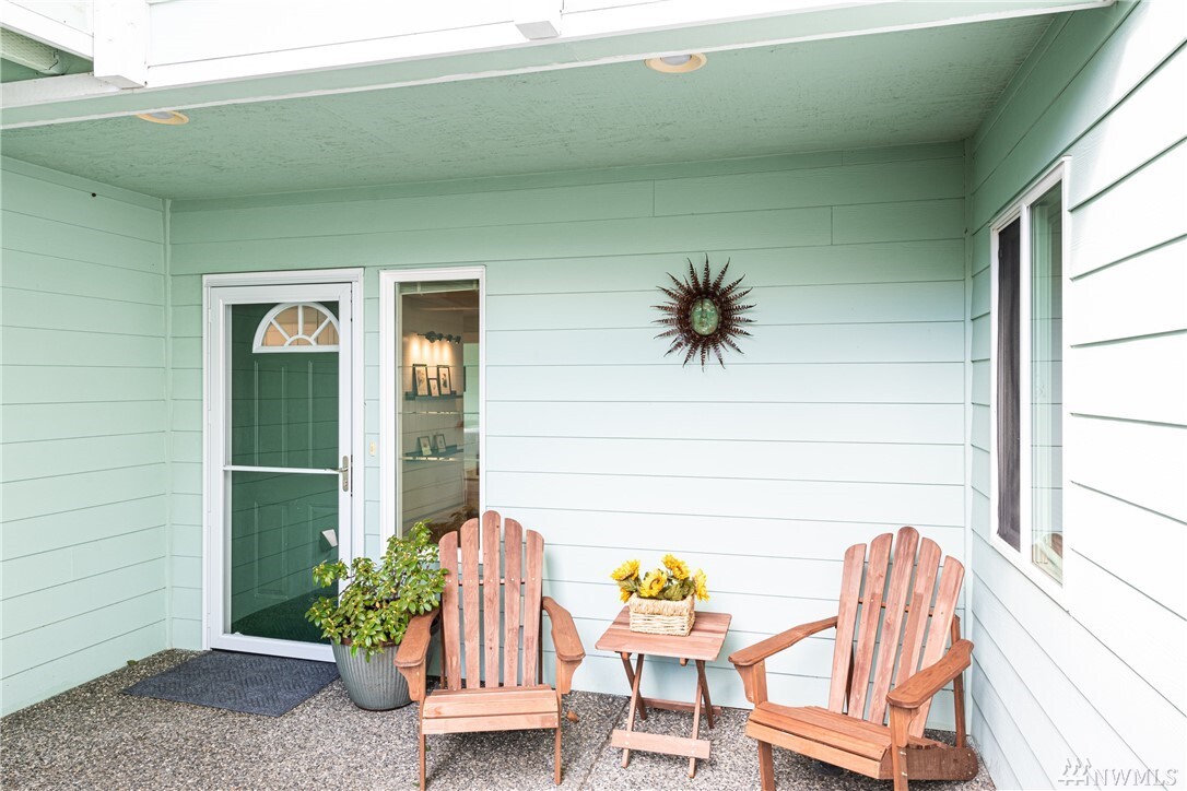 Property Photo: 1507 Burrows Ct 1507 WA 98221