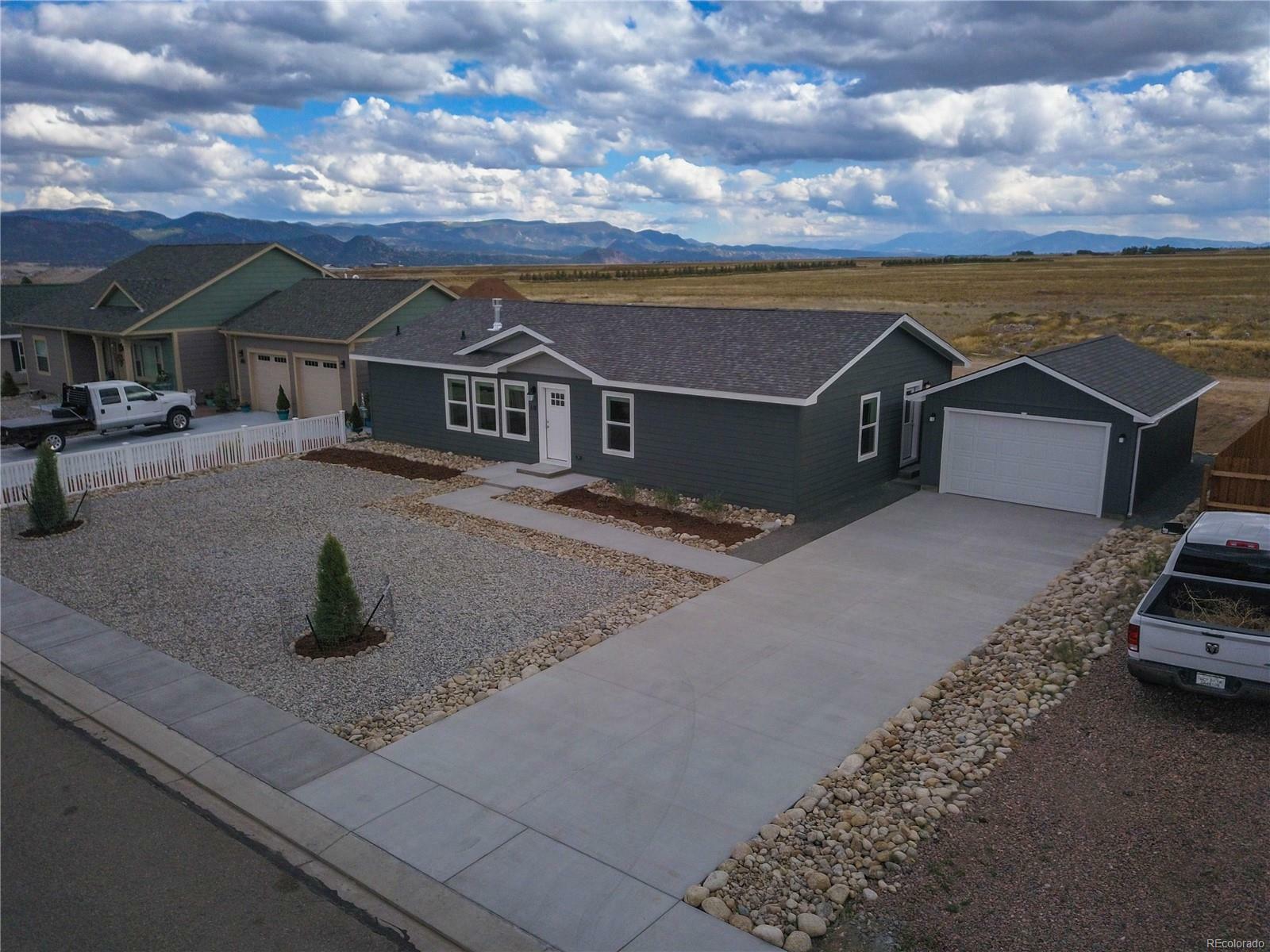 Property Photo:  118 Red Tail Boulevard  CO 81211 