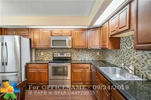 Property Photo:  8418 NW 78th Ct 8418  FL 33321 