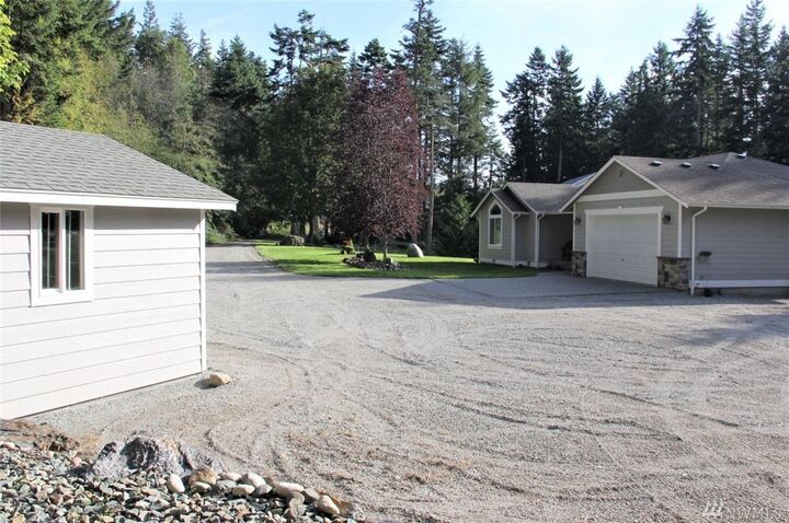 685  Scandia Parkway  Camano Island WA 98282 photo