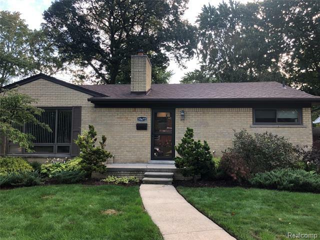 Property Photo: 33672 Michele Street MI 48150