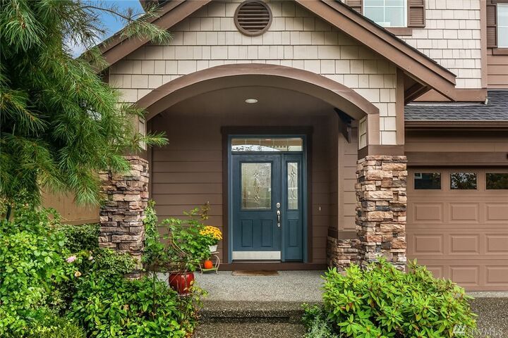 Property Photo: 1129 77th Drive SE WA 98258