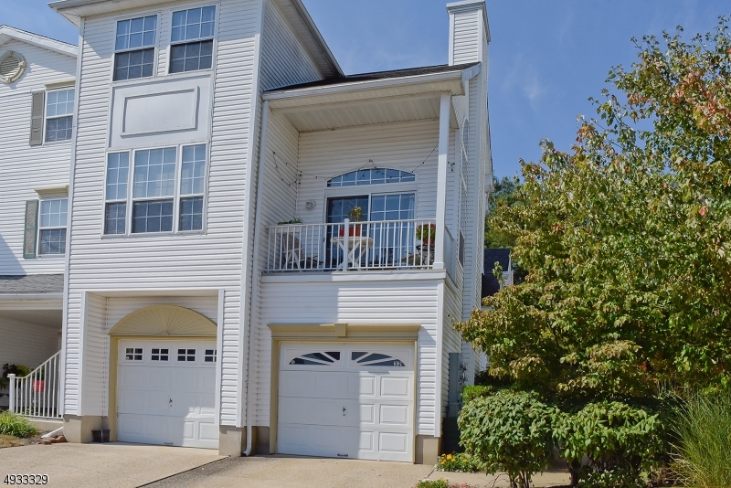 Property Photo: 32 Wildflower Ln NJ 07960