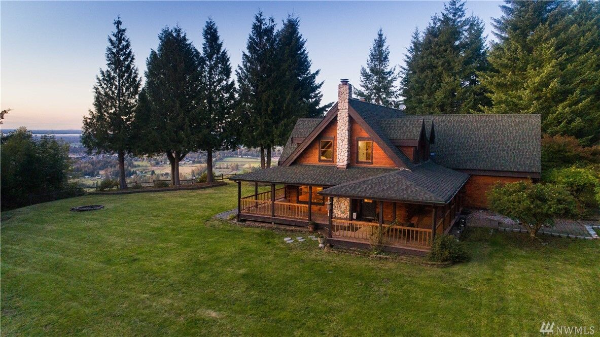 Property Photo:  12615  321st Avenue E  WA 98321 