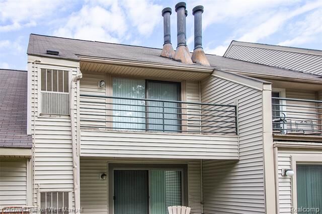 2779 Davison Avenue  Auburn Hills MI 48326 photo