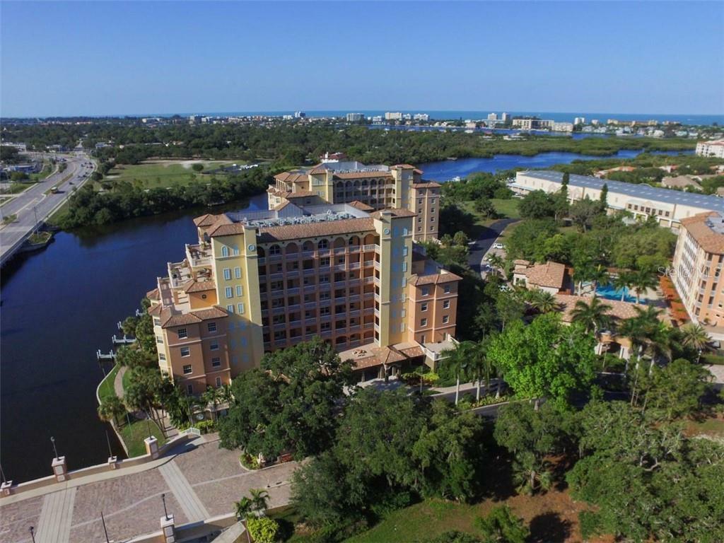 Property Photo: 1921 Monte Carlo Drive 302 FL 34231