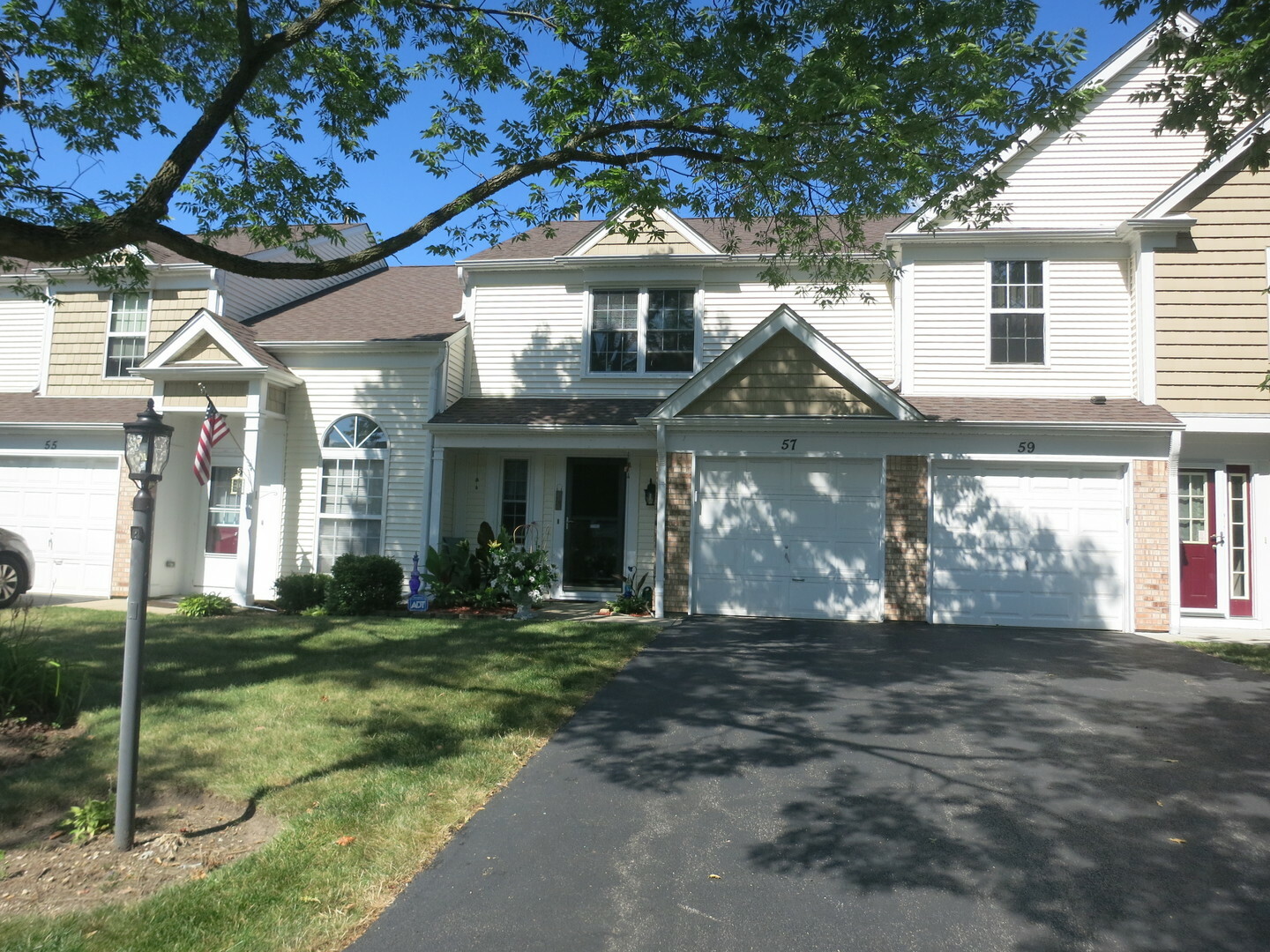 Property Photo:  57 Marion Lane 57  IL 60107 