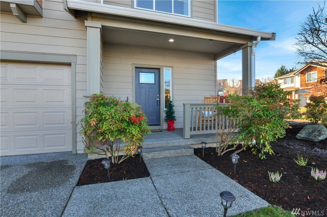 Property Photo: 6309 Thomas Place SE WA 98092