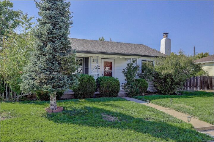 5191 S Logan Street  Littleton CO 80121 photo