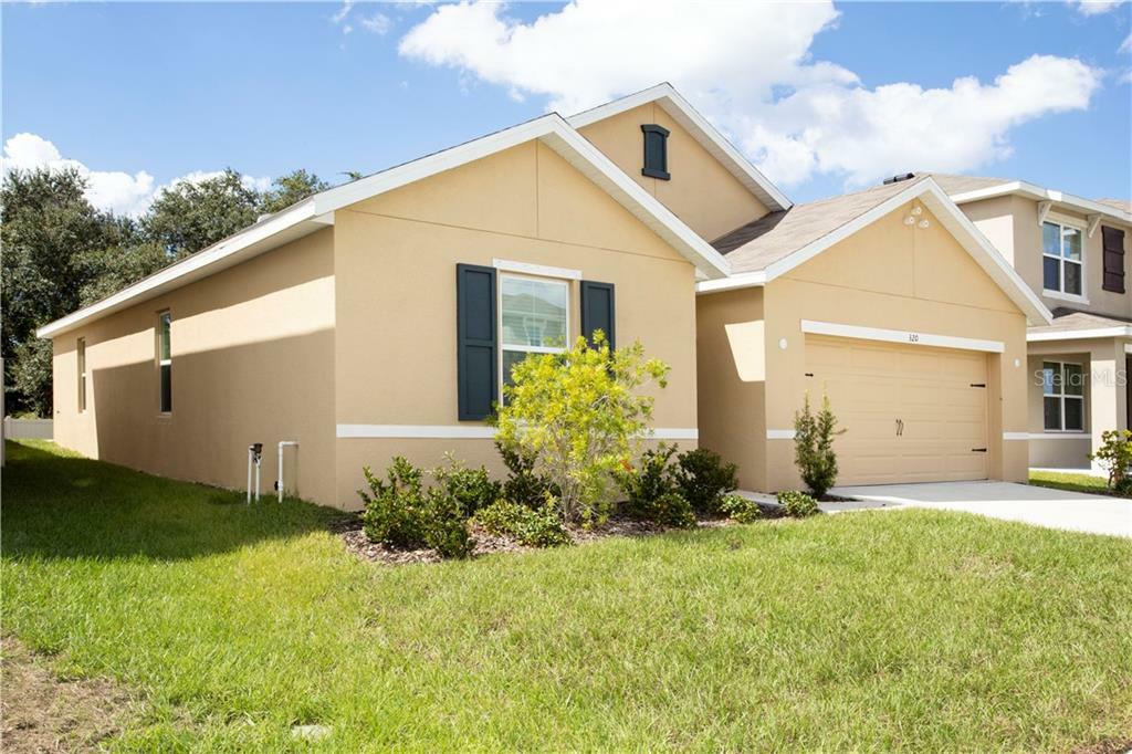 Property Photo: 320 Blue Point Drive FL 33570
