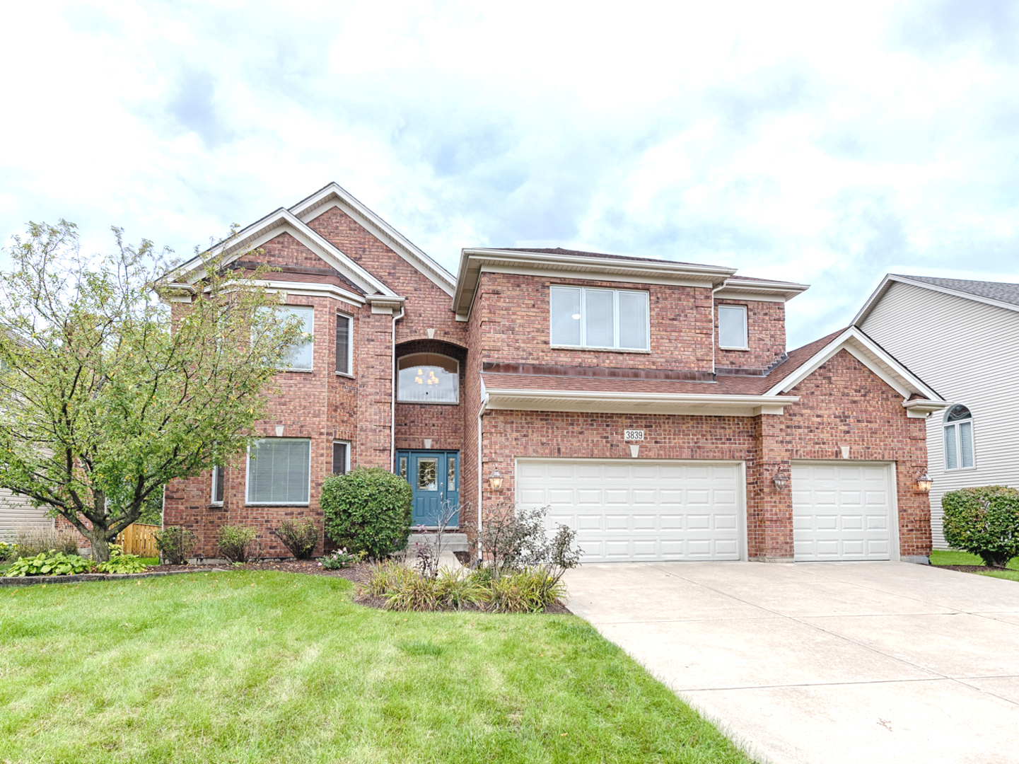 Property Photo:  3839 Mistflower Lane  IL 60564 