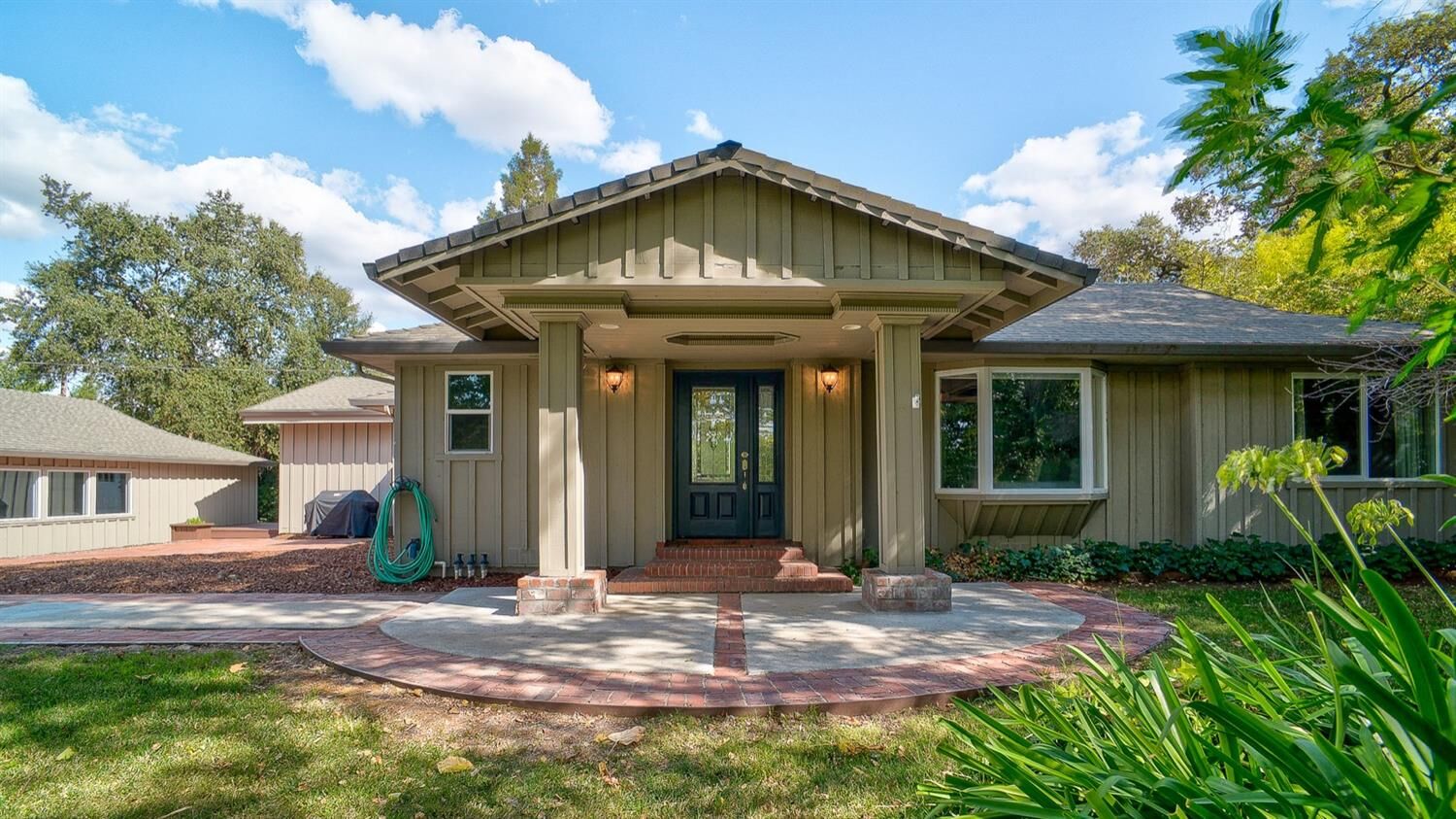 Property Photo: 4674 Pasadena CA 95821
