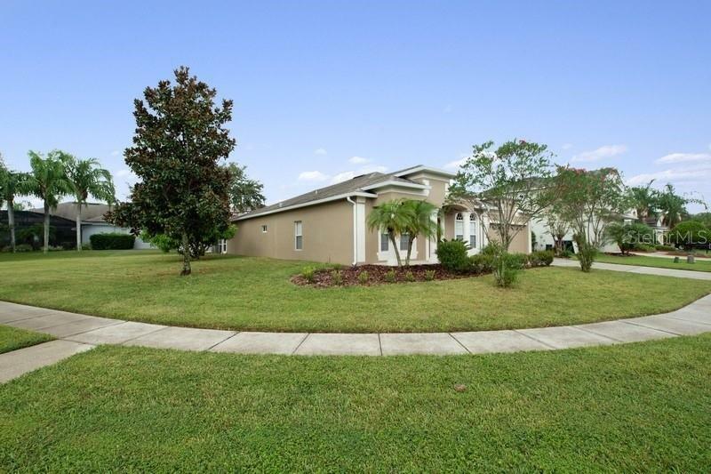 Property Photo:  9945 Mountain Lake Drive  FL 32832 