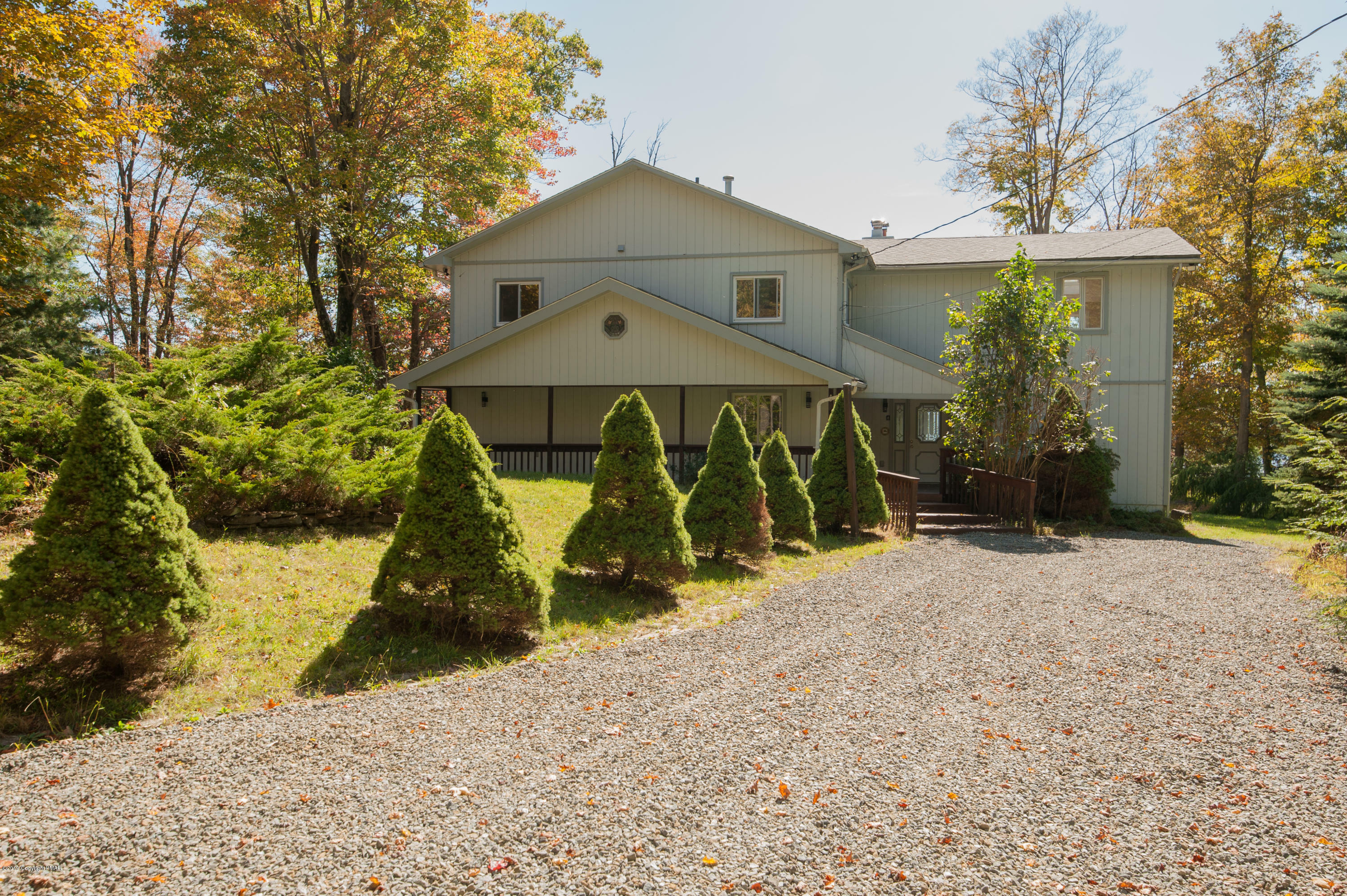 Property Photo:  128 Lake In The Clouds Road  PA 18325 