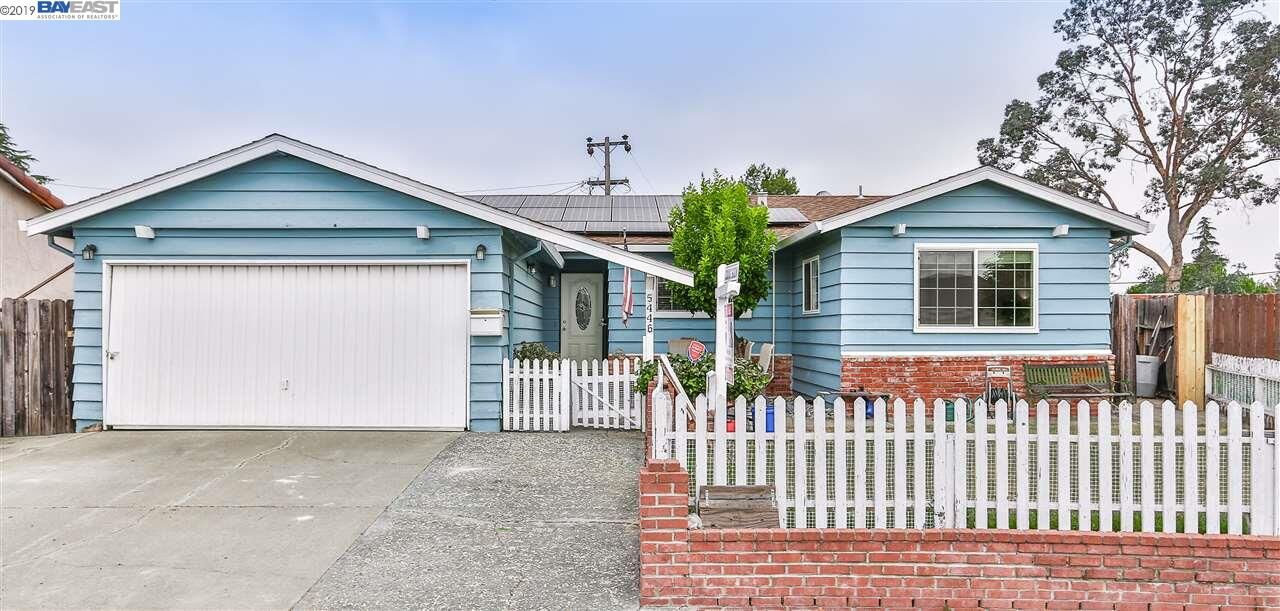 Property Photo: 5446 Clarendon Park Ct CA 94538