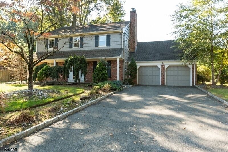 Property Photo: 10 Robinhood Way NJ 07090